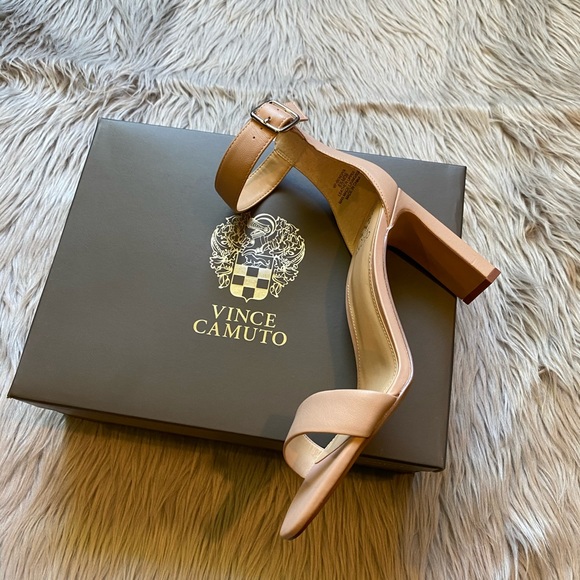 FLASH SALE Vince Camuto VpBendiva Petal Pink Heels - Picture 7 of 7